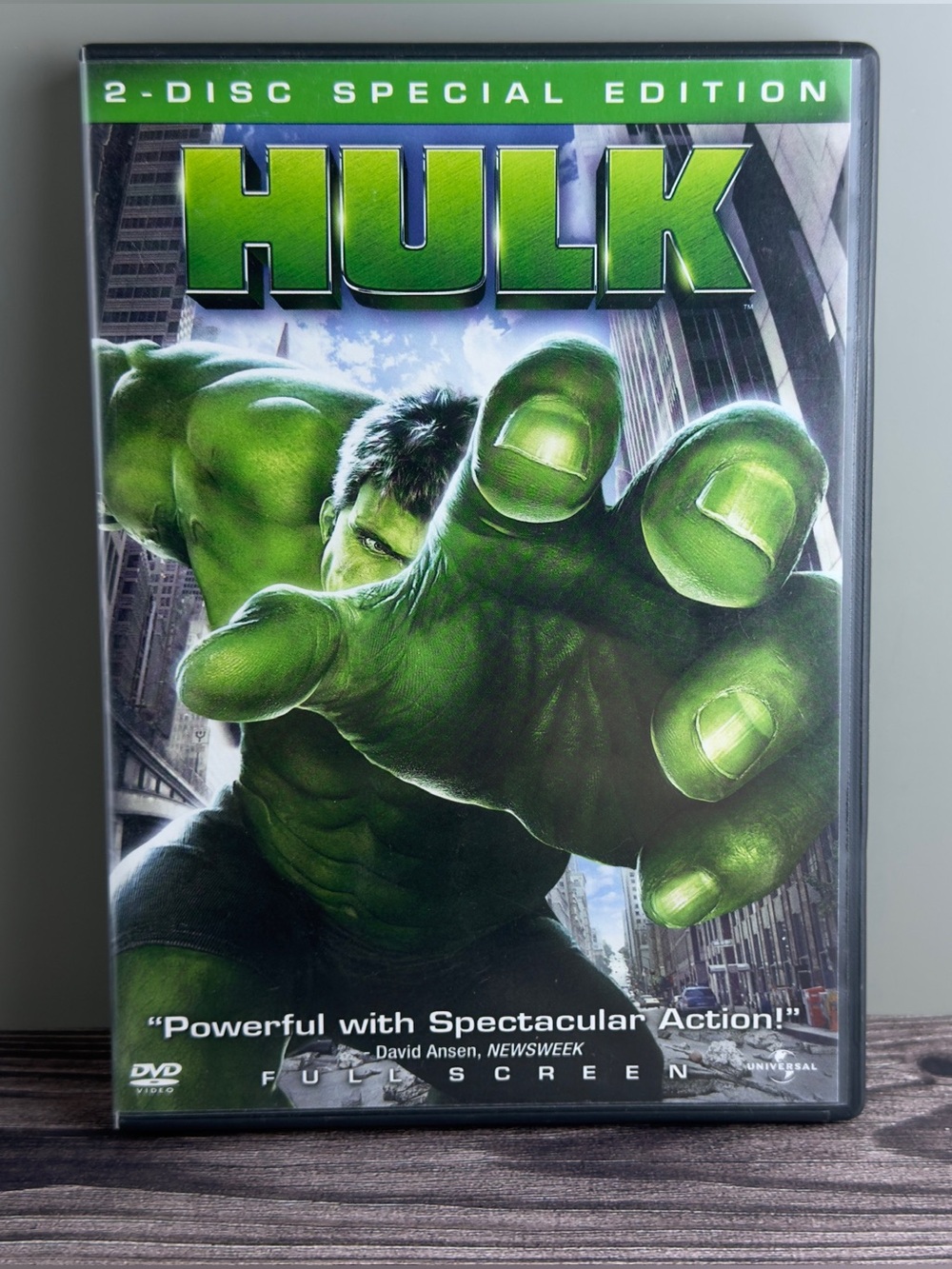 🔥 Godzilla 1998 VHS + Hulk 2-Disc DVD Lot | Sci-Fi Action Movie Bundle Set